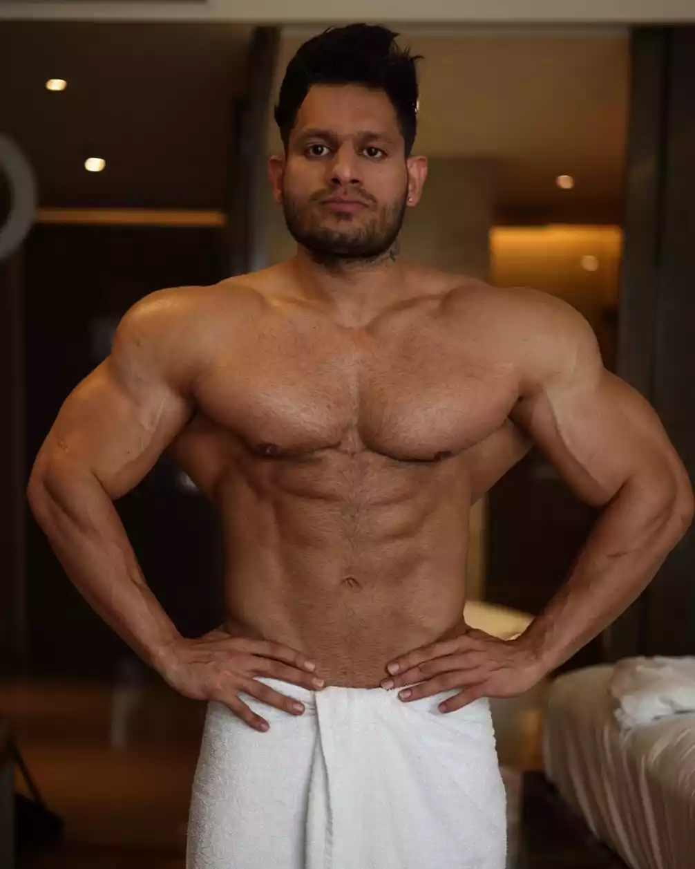 Mumbai fitness influencer Manoj Patil