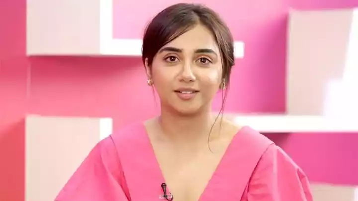 Prajakta Koli’s Social Work