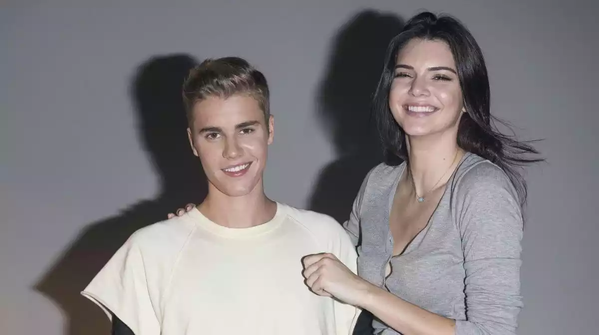 Justin Bieber and Kendall Jenner with Calvin Klein justin-bieber-and-kendall-jenner-with-calvin-klein