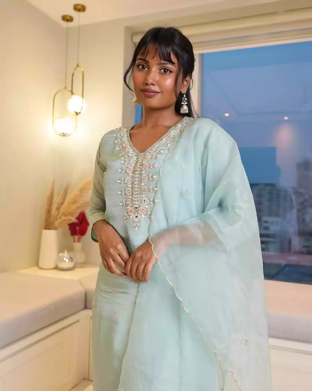 Makeup Instagrammer Susmitha Makeup Instagrammer Susmitha