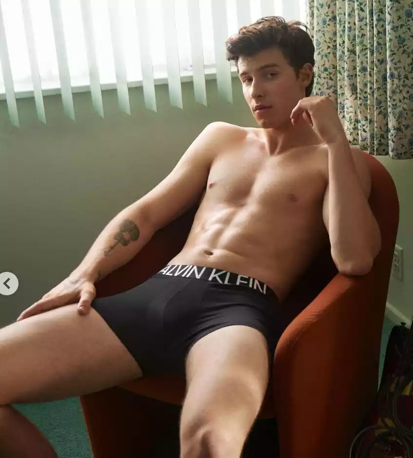 shawn-mendes-calvin-klein.jpg Shawn Mendes wearing Calvin Klein