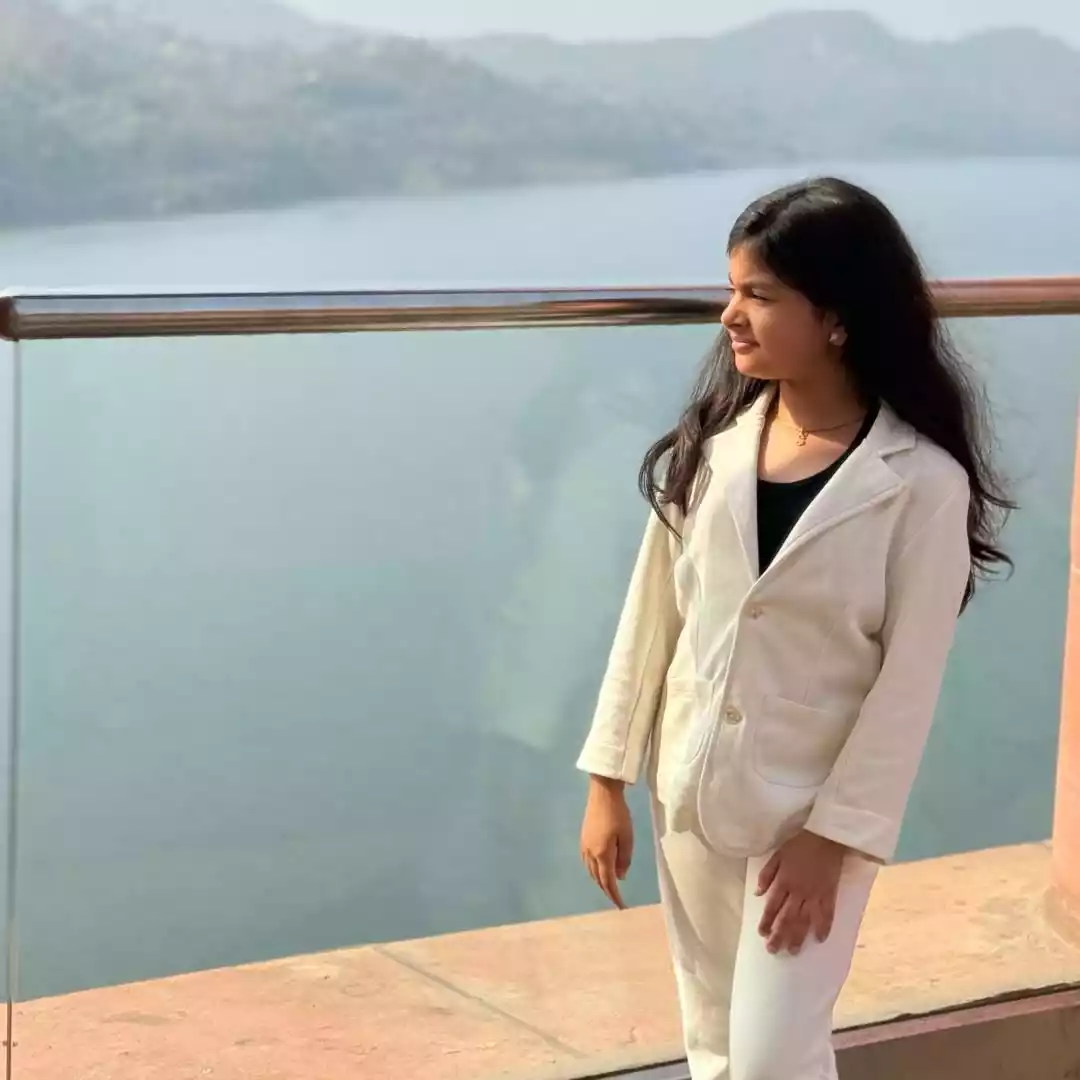 Child Influencer Sara Palekar