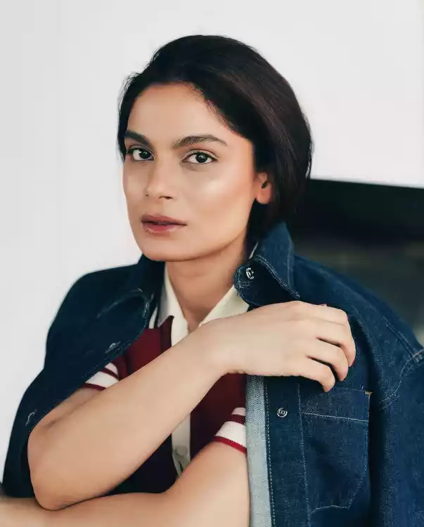 Srishti Dixit srishti-dixit