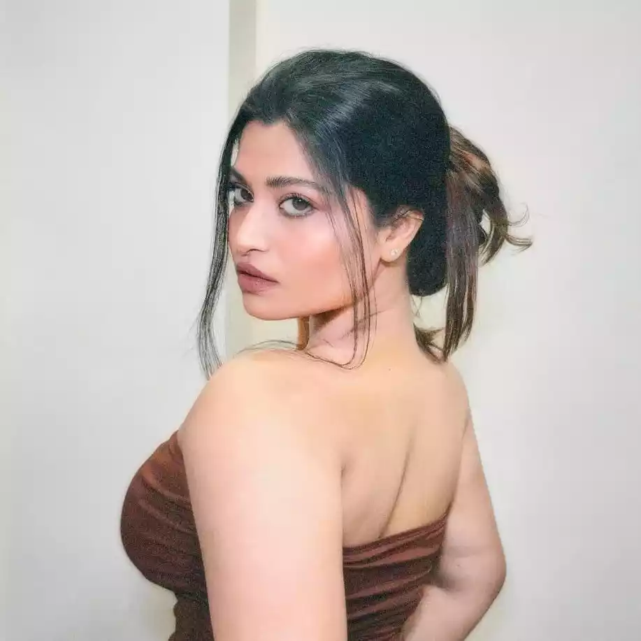 Priya Deshmukh Priya Deshmukh