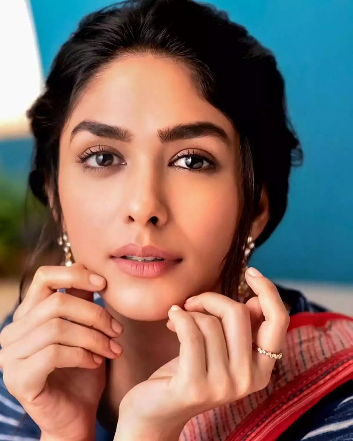Mrunal Thakur Mrunal Thakur
