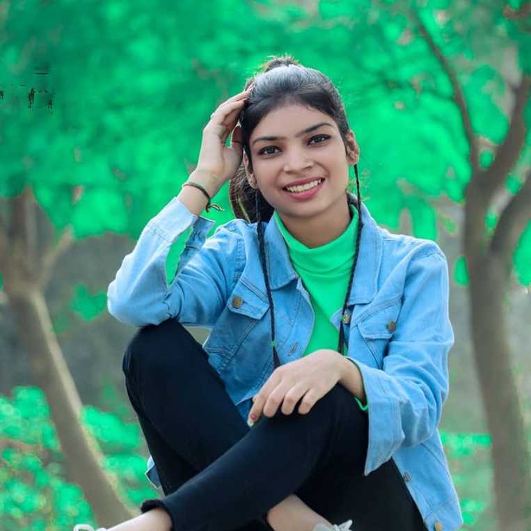 Khushi Gupta Influencer | Biography Birthday Age Career